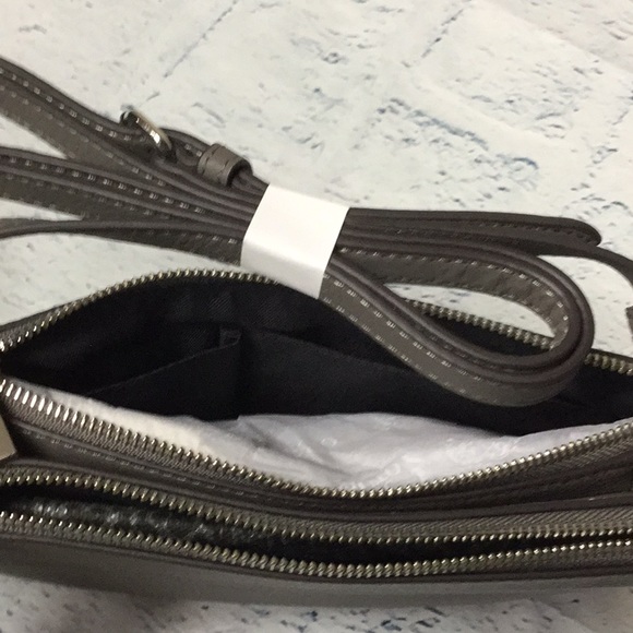 HOST PICK Vince Camuto Samba Leather Clutch - Picture 6 of 8